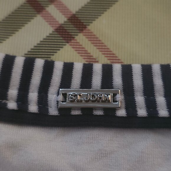 St. John Yellow Label Pull over top White Dark Striped Plaque Size S Small - Picture 4 of 9